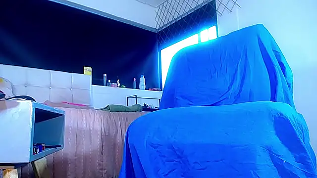 bellatrixx 69 online show from 11-21-25, 11:09