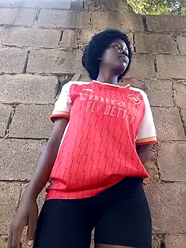 Snapshot of Swirly_blac chatting on 11-13-25, 07:29 Swirly blac online show from 11-13-25, 07:29