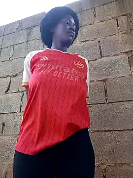 Snapshot of Swirly_blac chatting on 11-23-25, 06:13 Swirly blac online show from 11-23-25, 06:13