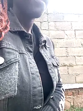 Swirly blac online show from 03-02-26, 08:21