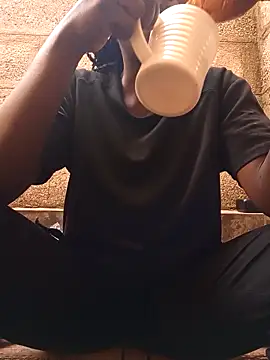 Swirly blac online show from 04-14-26, 07:03