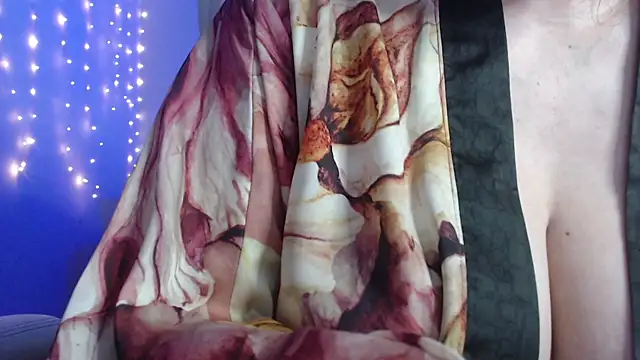 missdaniels online show from 12-16-24, 11:50