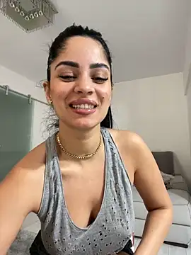  adelle online show from 01-05-25, 11:37