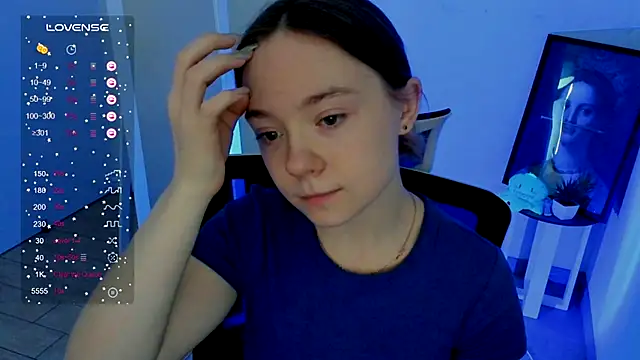 Snapshot of Florence_meow chatting on 12-06-24, 10:49 Florence meow online show from 12-06-24, 10:49