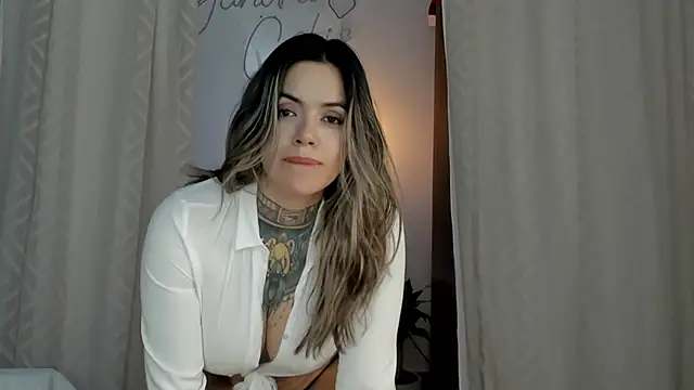 yandracelisofficial online show from 01-28-25, 05:11