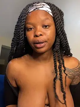 SexxyLunar online show from 03-19-25, 05:52