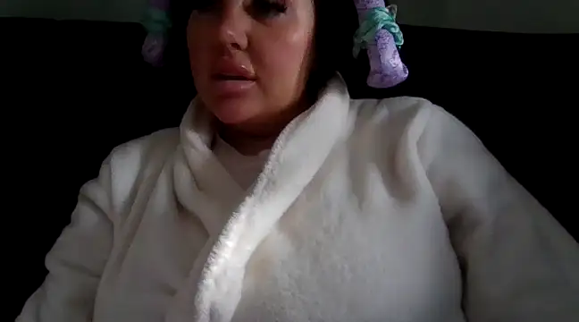 magical mia online show from 02-22-25, 03:14