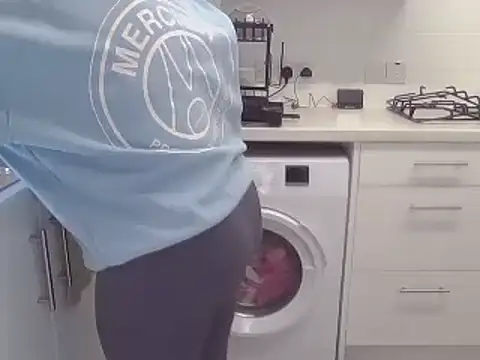 magical mia online show from 03-06-25, 02:40