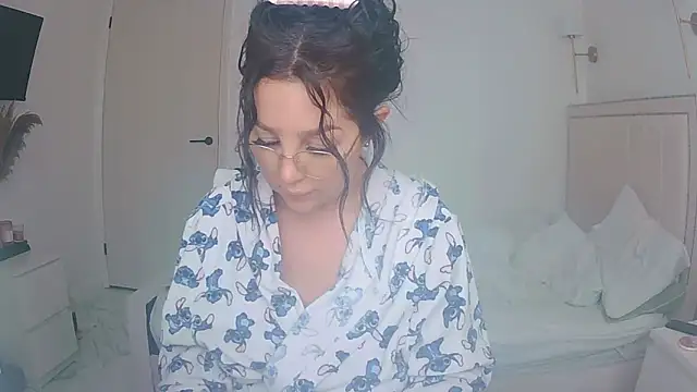 magical mia online show from 05-05-26, 10:23
