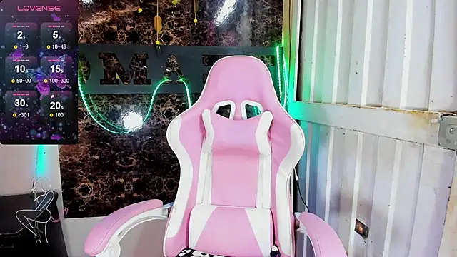 blonde girl01 online show from 01-07-25, 03:44