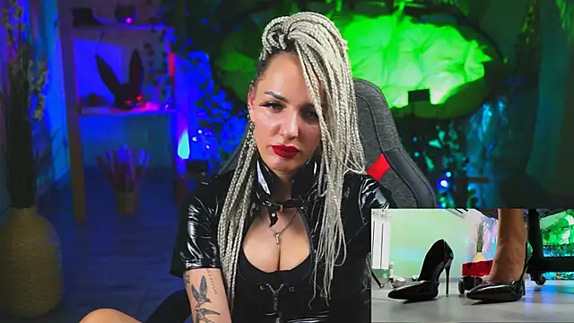 MonicaMaxwel online show from 03-03-25, 06:33