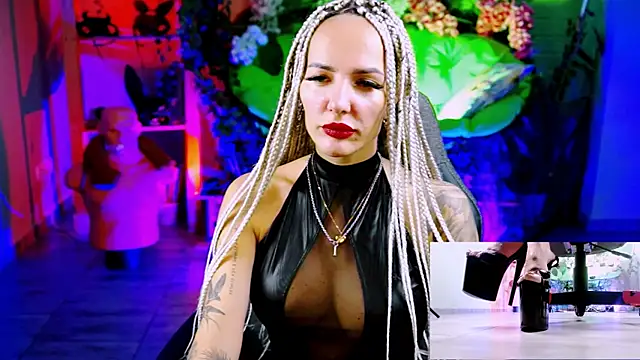 MonicaMaxwel online show from 10-07-25, 11:07