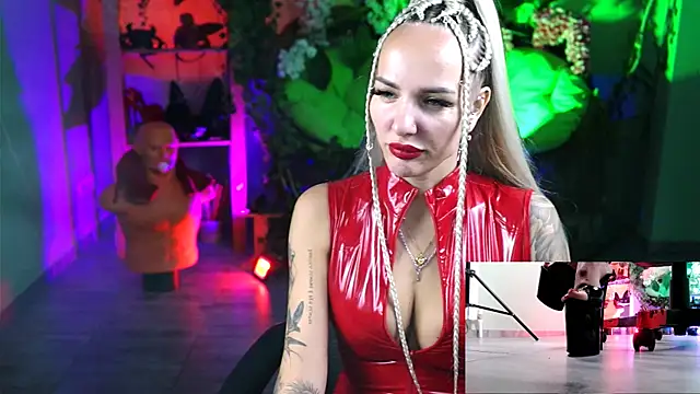 MonicaMaxwel online show from 10-19-25, 10:49