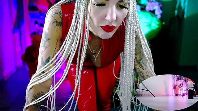 MonicaMaxwel online show from 12-04-25, 10:46