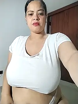 Snapshot of sweetpe chatting on 12-14-25, 02:39 sweetpe online show from 12-14-25, 02:39