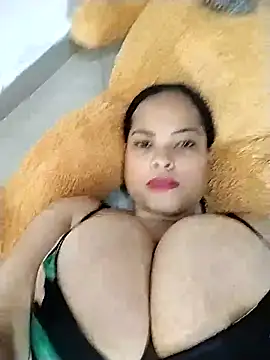 Snapshot of sweetpe chatting on 02-28-26, 06:47 sweetpe online show from 02-28-26, 06:47