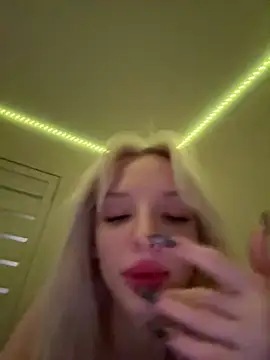 AleksaBlonde online show from 01-11-25, 12:01