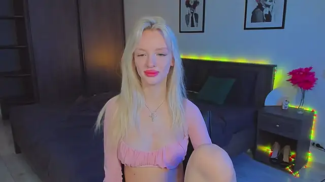 AleksaBlonde online show from 01-25-25, 02:36