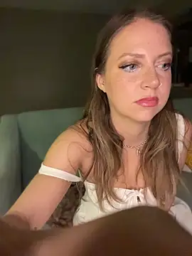 molly witha chance online show from 04-13-26, 12:05