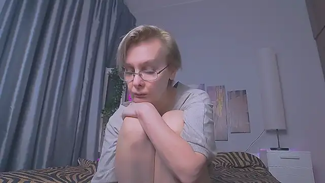 HelgaHimmell online show from 03-05-25, 12:38