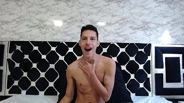 Snapshot of thiago19s chatting on 06-24-26, 12:48 thiago19s online show from 06-24-26, 12:48