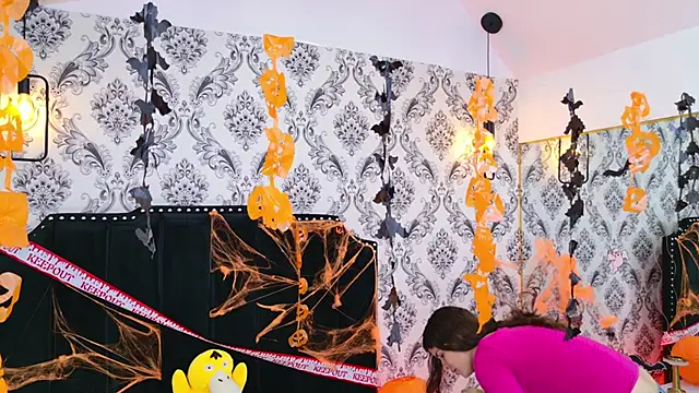 LexaDeRusso online show from 10-23-25, 07:34