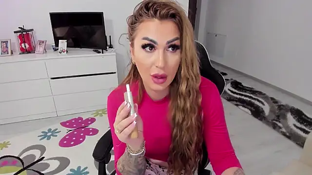 GlossyDiamondX online show from 03-19-25, 12:45