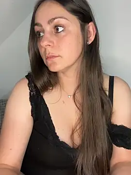 Loella-Rose online show from 07-26-26, 10:38