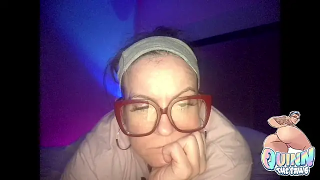 Snapshot of quinnmariexo chatting on 11-11-25, 04:34 quinnmariexo online show from 11-11-25, 04:34