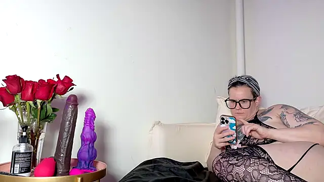 quinnmariexo online show from 02-19-26, 04:52