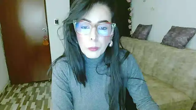 ella peck online show from 03-25-26, 03:45