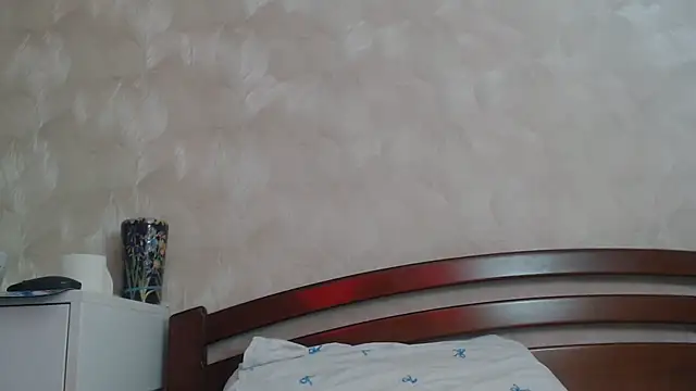 EverlastBlum online show from 09-10-25, 04:34