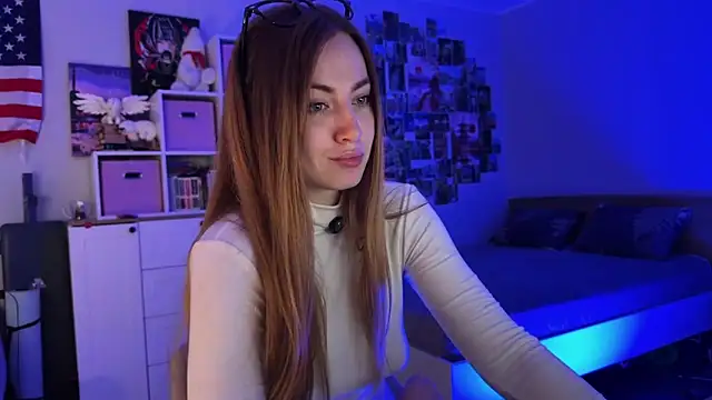 Snapshot of LinaWitch chatting on 07-04-26, 04:35 LinaWitch online show from 07-04-26, 04:35