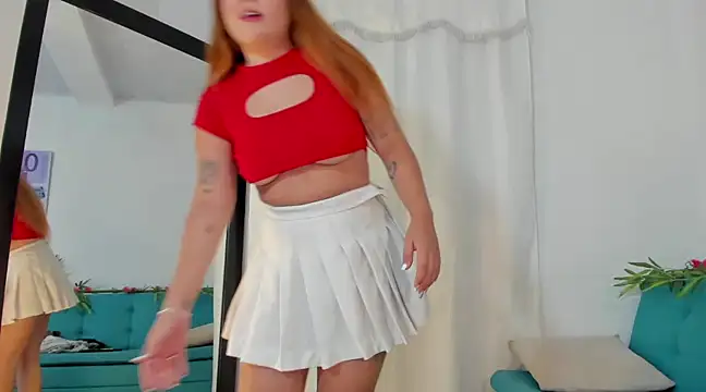 Snapshot of maddy066 chatting on 01-28-25, 02:43 maddy066 online show from 01-28-25, 02:43