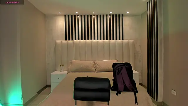 MollySundersX online show from 03-15-26, 04:29