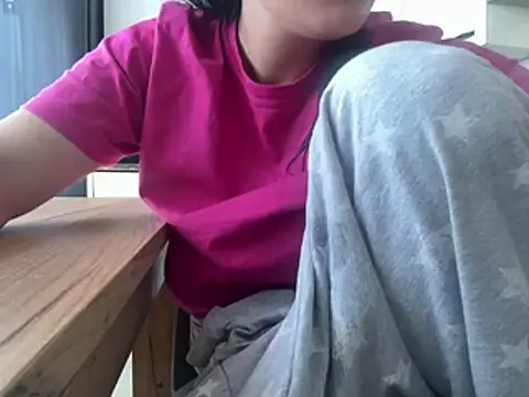 Snapshot of czruz chatting on 07-08-26, 01:59 czruz online show from 07-08-26, 01:59