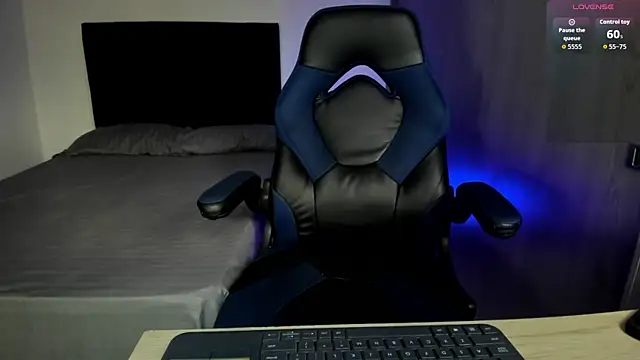 male pussy online show from 04-04-26, 05:32