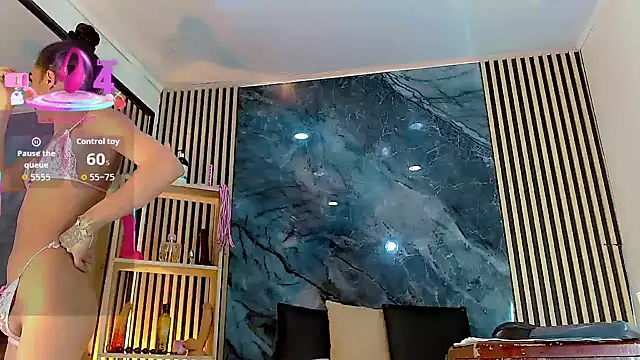 PriscilaRainbow online show from 10-15-25, 08:09