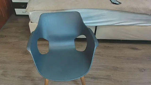 Raquel jones online show from 02-09-25, 05:33