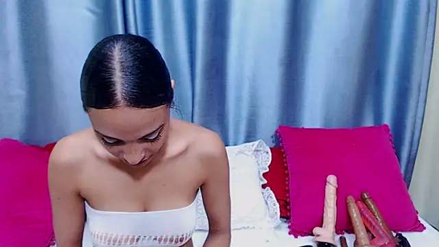 SultryCaramelFantasyx21 online show from 03-13-25, 12:02