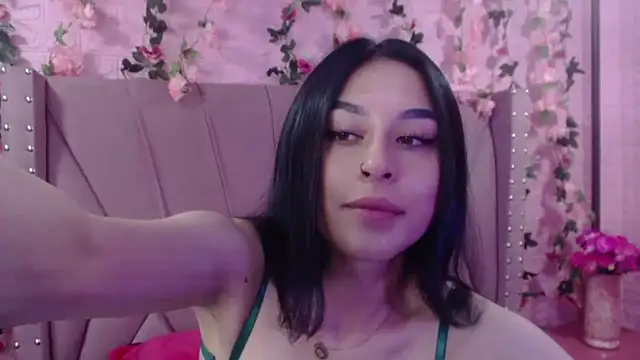 Snapshot of MelodySweett chatting on 01-11-25, 03:02 MelodySweett online show from 01-11-25, 03:02