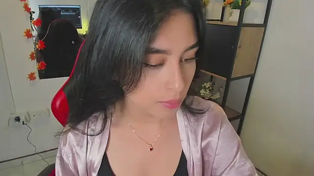 Snapshot of MelodySweett chatting on 10-07-25, 01:14 MelodySweett online show from 10-07-25, 01:14