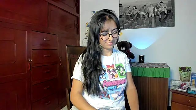 Snapshot of Isabellaa22_1 chatting on 01-03-25, 11:44 Isabellaa22 1 online show from 01-03-25, 11:44
