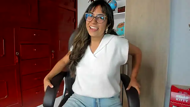 Isabellaa22 1 online show from 06-02-26, 08:11