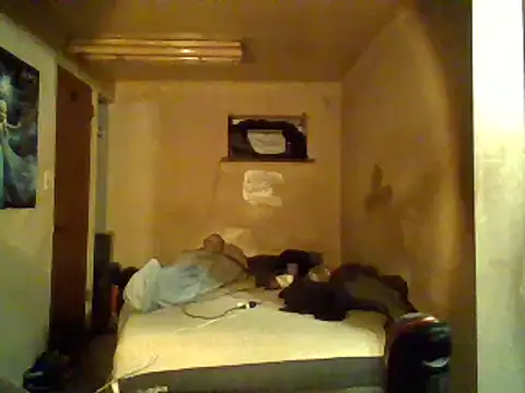 Snapshot of Nightshade7712 chatting on 01-06-25, 10:37 Nightshade7712 online show from 01-06-25, 10:37