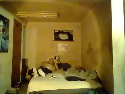 Snapshot of Nightshade7712 chatting on 02-04-25, 02:17 Nightshade7712 online show from 02-04-25, 02:17