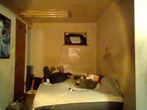 Snapshot of Nightshade7712 chatting on 02-12-25, 10:48 Nightshade7712 online show from 02-12-25, 10:48
