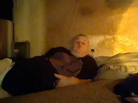 Snapshot of Nightshade7712 chatting on 03-23-25, 04:49 Nightshade7712 online show from 03-23-25, 04:49
