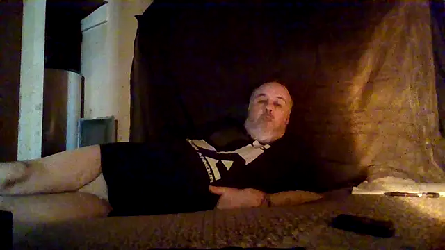 Snapshot of Nightshade7712 chatting on 09-29-25, 09:52 Nightshade7712 online show from 09-29-25, 09:52