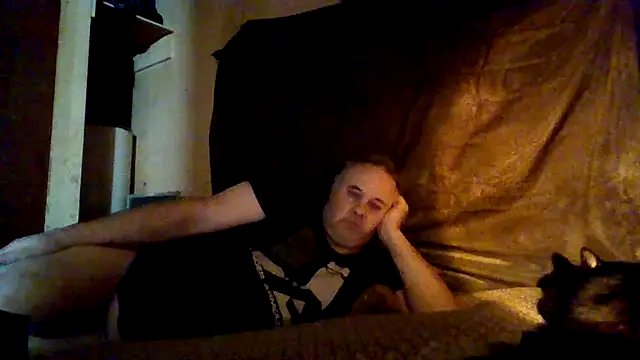 Snapshot of Nightshade7712 chatting on 10-10-25, 10:42 Nightshade7712 online show from 10-10-25, 10:42
